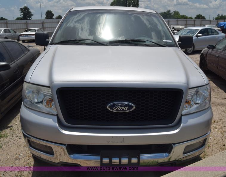image for item CB9289 2004 Ford F150 pickup truck