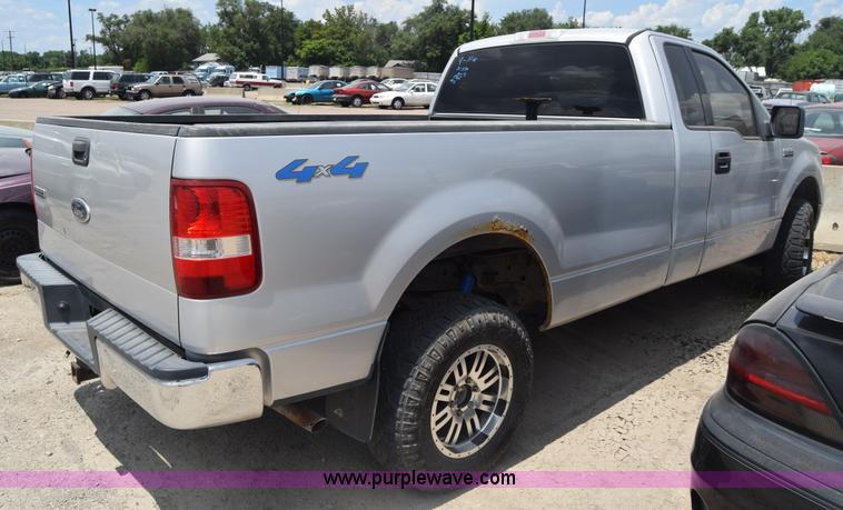 image for item CB9289 2004 Ford F150 pickup truck