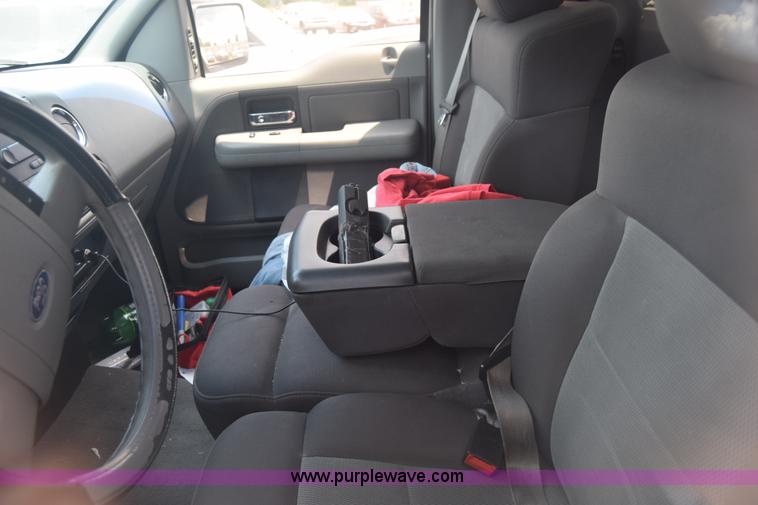 image for item CB9289 2004 Ford F150 pickup truck