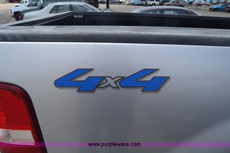 image for item CB9289 2004 Ford F150 pickup truck