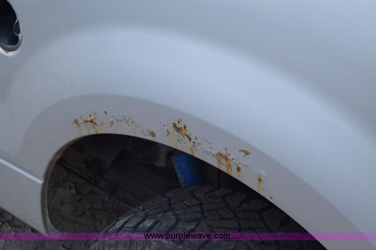 image for item CB9289 2004 Ford F150 pickup truck