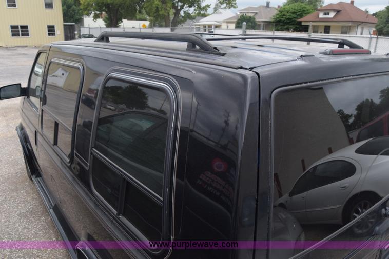 image for item CB9295 1996 GMC Safari van