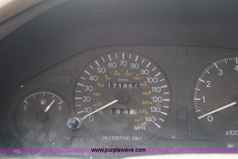 image for item CB9298 1997 Mitsubishi Galant