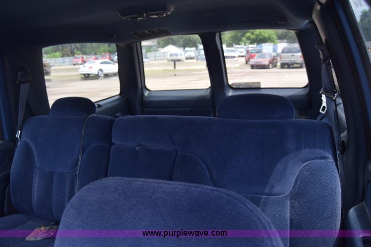 image for item CB9299 1995 Chevrolet Tahoe SUV