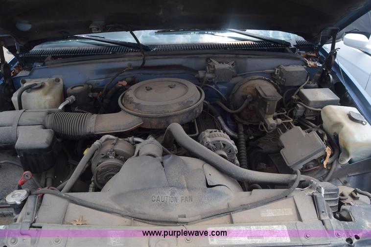 image for item CB9299 1995 Chevrolet Tahoe SUV