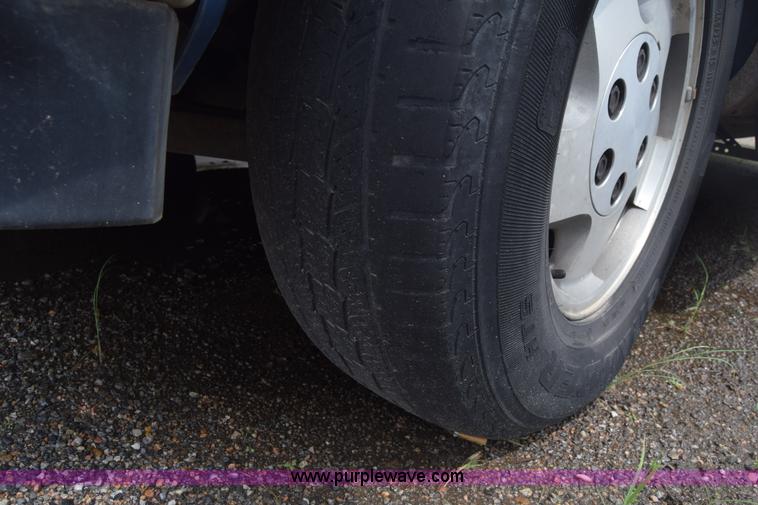 image for item CB9299 1995 Chevrolet Tahoe SUV