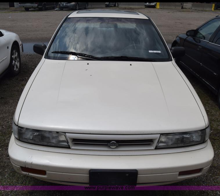 image for item CB9300 1990 Nissan Stanza