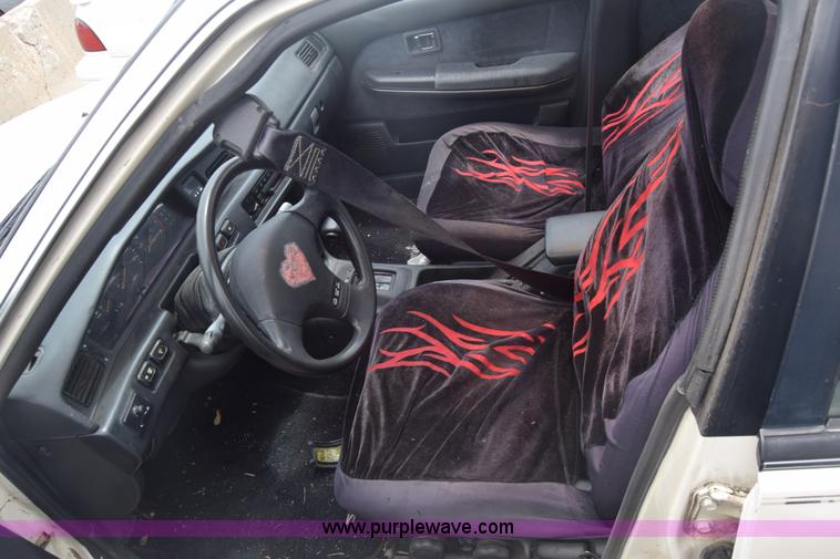 image for item CB9300 1990 Nissan Stanza