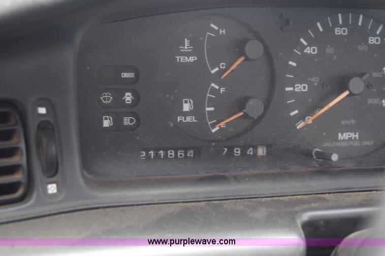 image for item CB9300 1990 Nissan Stanza