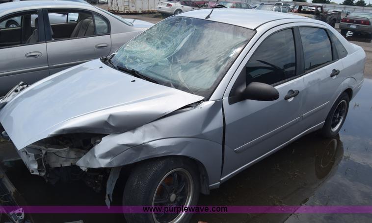 image for item CB9301 2000 Ford Focus