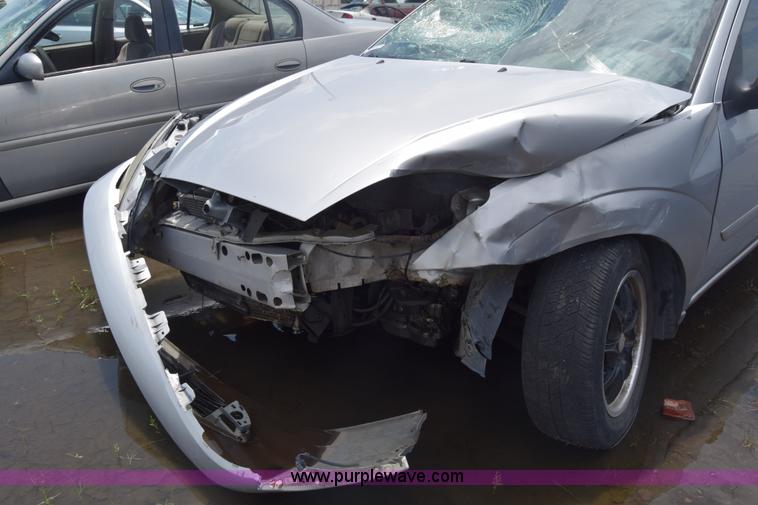 image for item CB9301 2000 Ford Focus