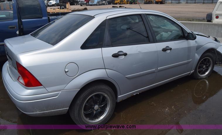 image for item CB9301 2000 Ford Focus