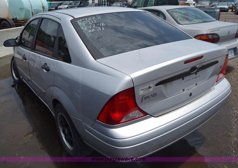 image for item CB9301 2000 Ford Focus