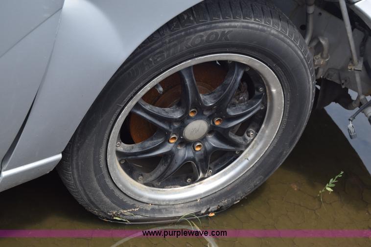 image for item CB9301 2000 Ford Focus