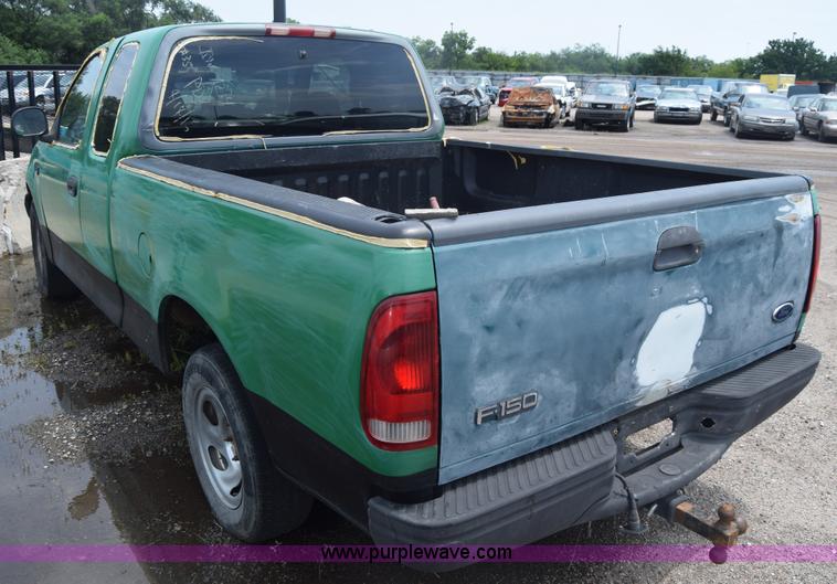 image for item CB9302 1998 Ford F150 SuperCab pickup truck