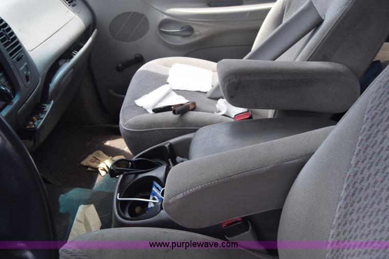 image for item CB9302 1998 Ford F150 SuperCab pickup truck