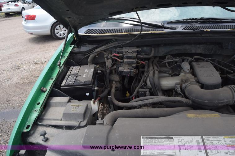 image for item CB9302 1998 Ford F150 SuperCab pickup truck