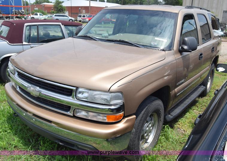 image for item CB9306 2000 Chevrolet Tahoe SUV