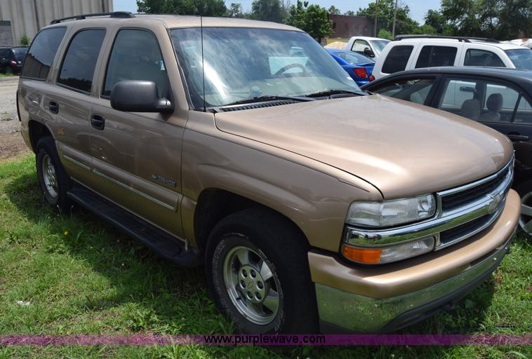 image for item CB9306 2000 Chevrolet Tahoe SUV