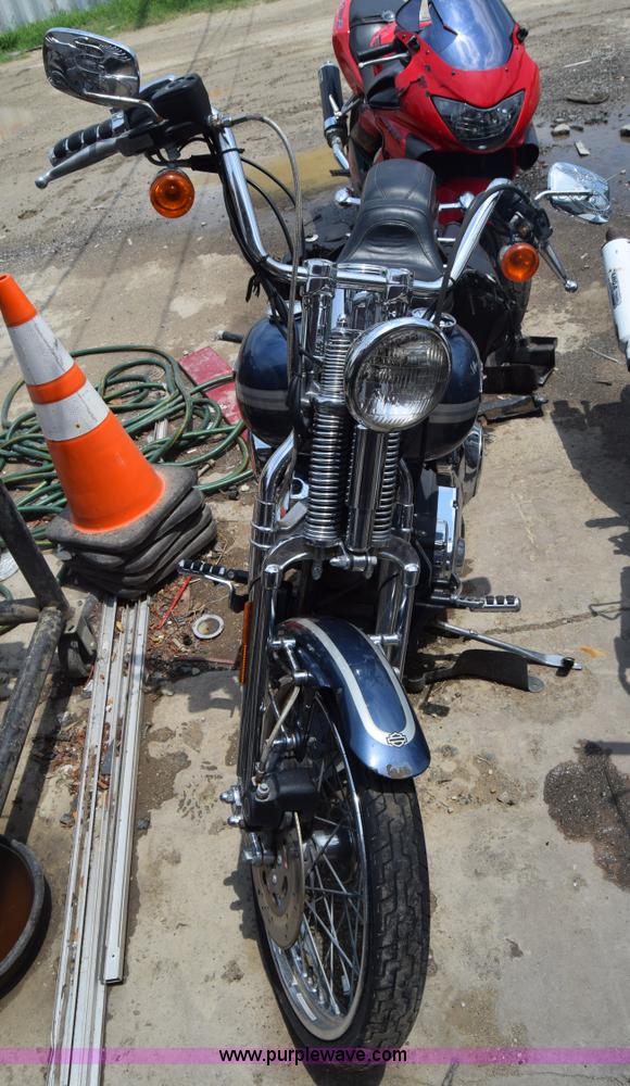 image for item CB9307 2003 Harley Davidson FXSTSI motorcycle