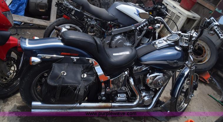 image for item CB9307 2003 Harley Davidson FXSTSI motorcycle