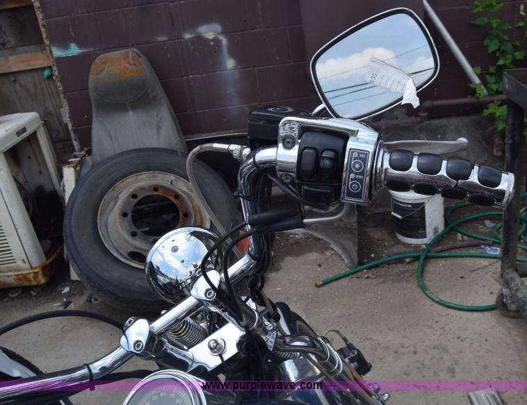 image for item CB9307 2003 Harley Davidson FXSTSI motorcycle