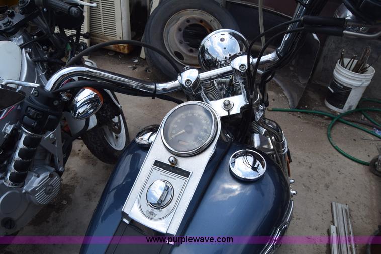 image for item CB9307 2003 Harley Davidson FXSTSI motorcycle