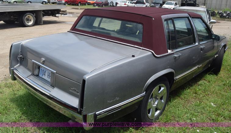 image for item CB9308 1993 Cadillac DeVille