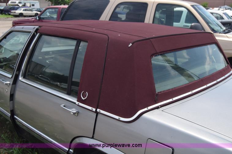 image for item CB9308 1993 Cadillac DeVille