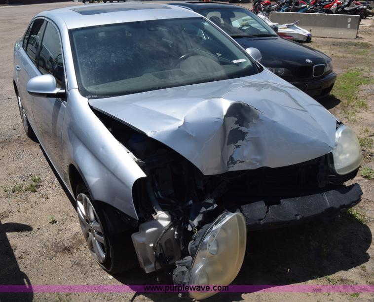 image for item CB9309 2005 Volkswagen New Jetta