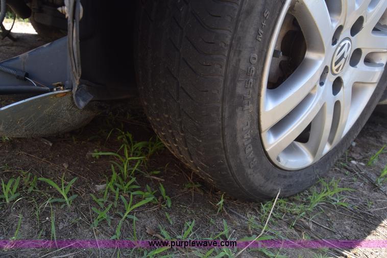 image for item CB9309 2005 Volkswagen New Jetta