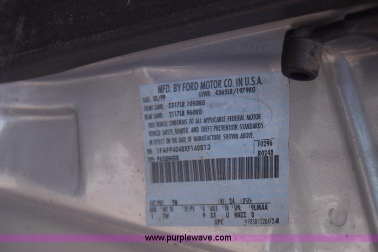 image for item K6558 1999 Ford Mustang