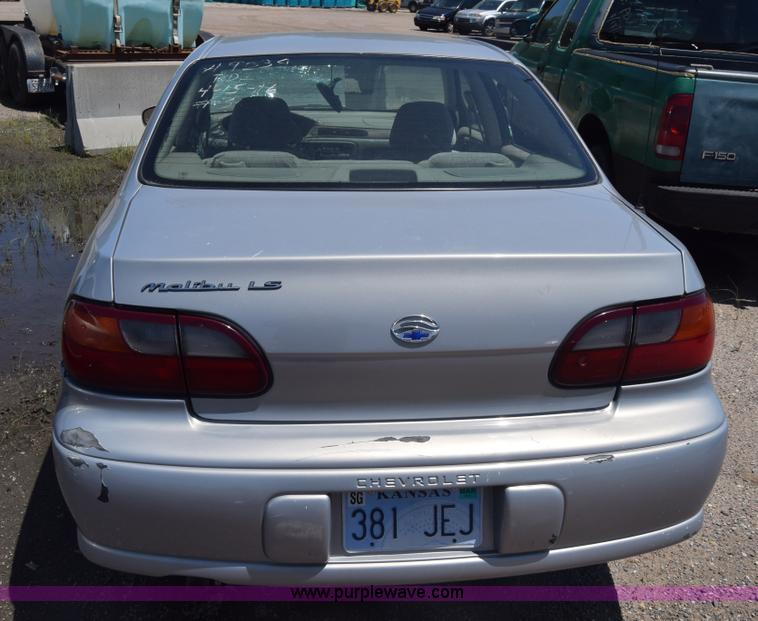 image for item K7250 2000 Chevrolet Malibu