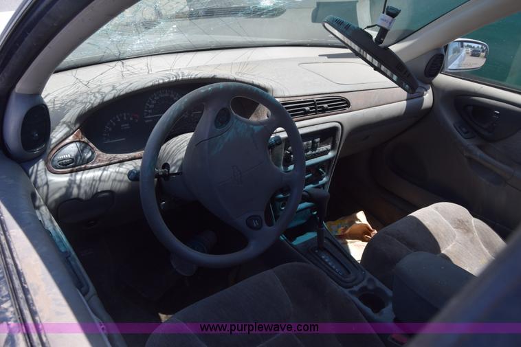 image for item K7250 2000 Chevrolet Malibu