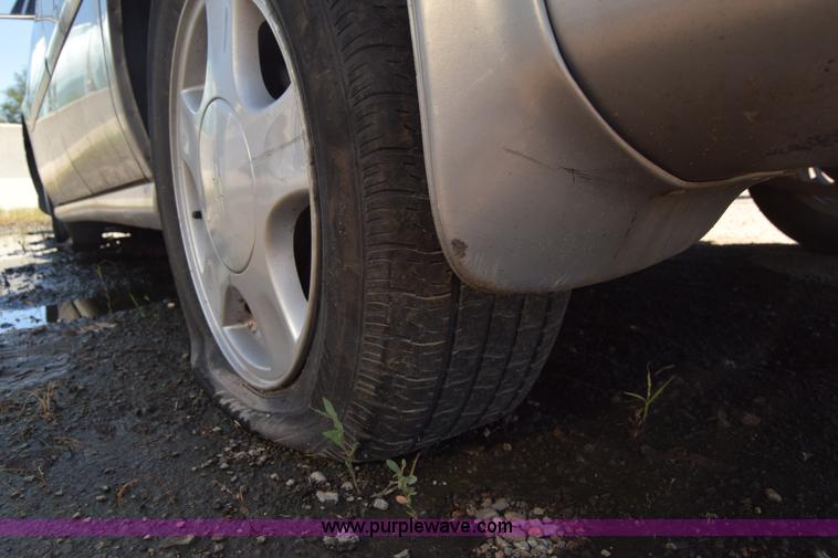 image for item K7250 2000 Chevrolet Malibu