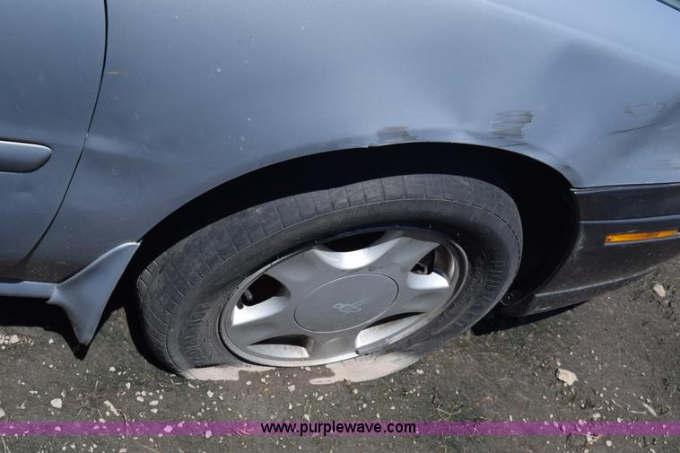 image for item K7250 2000 Chevrolet Malibu