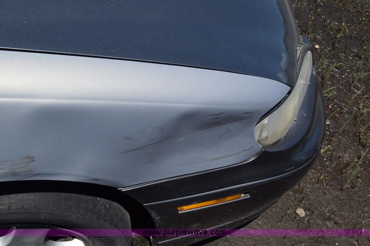 image for item K7250 2000 Chevrolet Malibu