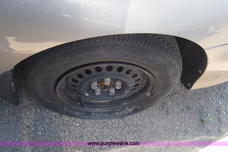 image for item K7255 2000 Chevrolet Cavalier