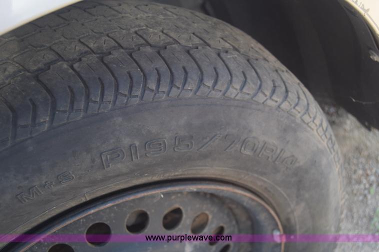 image for item K7255 2000 Chevrolet Cavalier