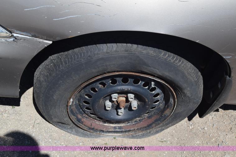 image for item K7255 2000 Chevrolet Cavalier