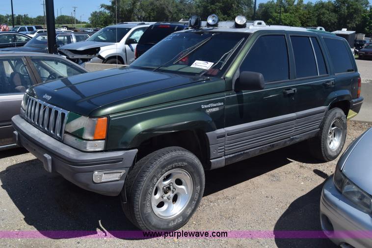 image for item K7259 1995 Jeep Grand Cherokee SUV