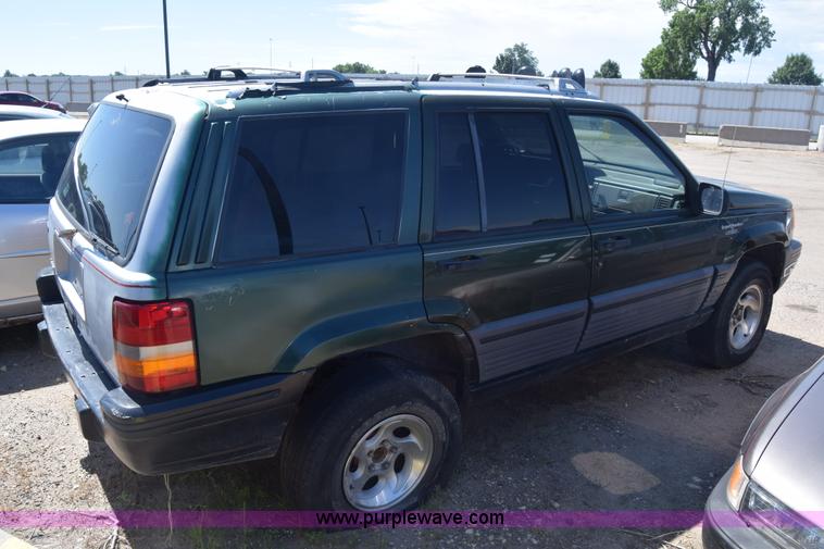 image for item K7259 1995 Jeep Grand Cherokee SUV