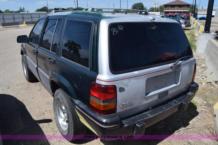 image for item K7259 1995 Jeep Grand Cherokee SUV