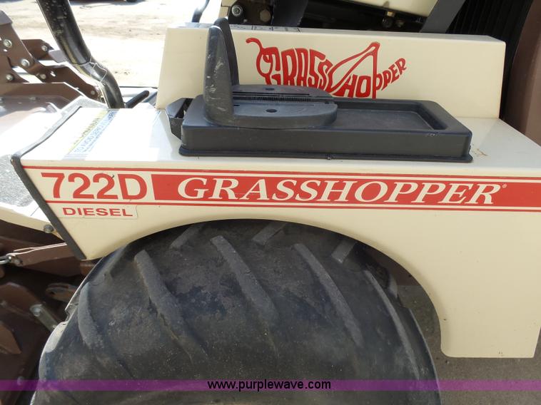 image for item AL9147 2010 Grasshopper 722D lawn mower