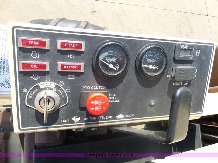 image for item AL9147 2010 Grasshopper 722D lawn mower