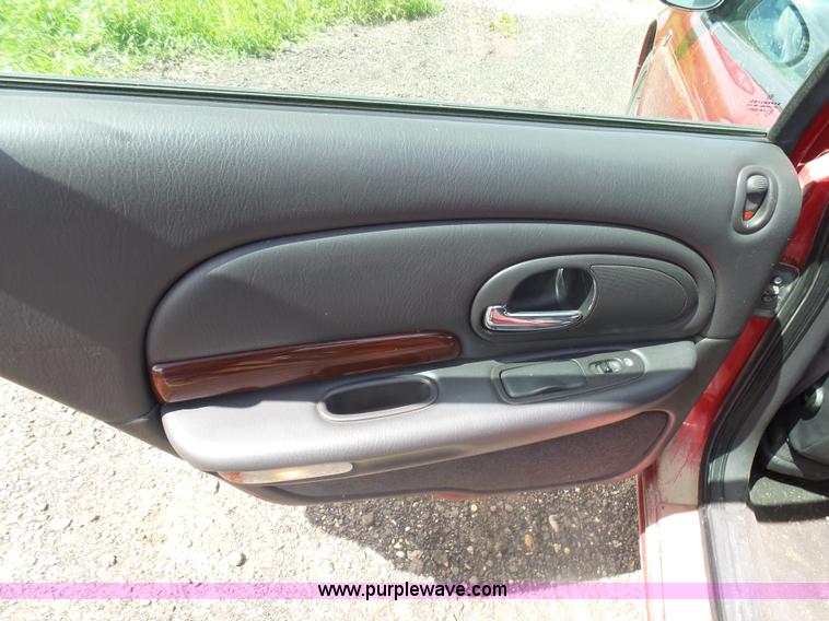 image for item AL9166 1999 Chrysler 300M