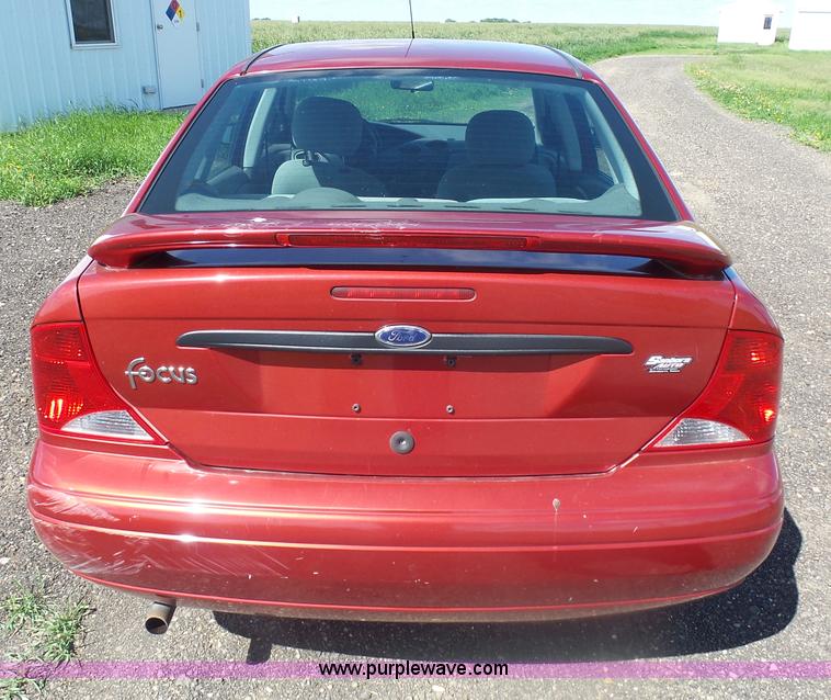 image for item AL9170 2001 Ford Focus