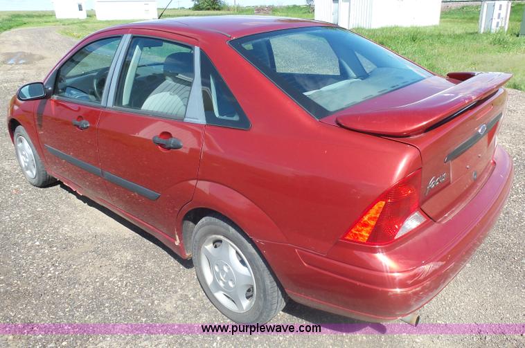 image for item AL9170 2001 Ford Focus