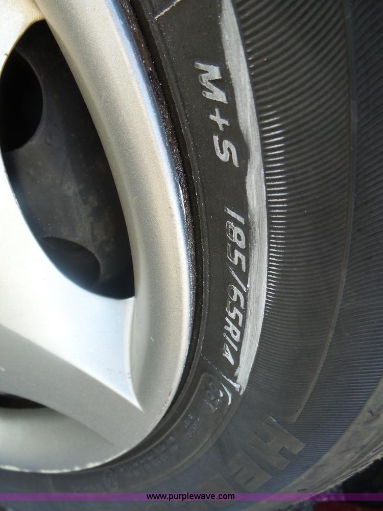 image for item AL9170 2001 Ford Focus