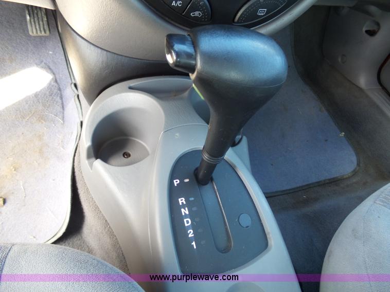 image for item AL9170 2001 Ford Focus